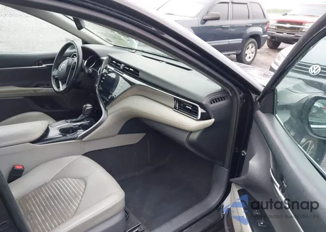 2019 Toyota Camry Se z USA, uszkodzony, nr VIN 4T1B11HK7KU681167